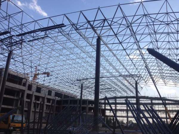 麻城管桁架加工案例